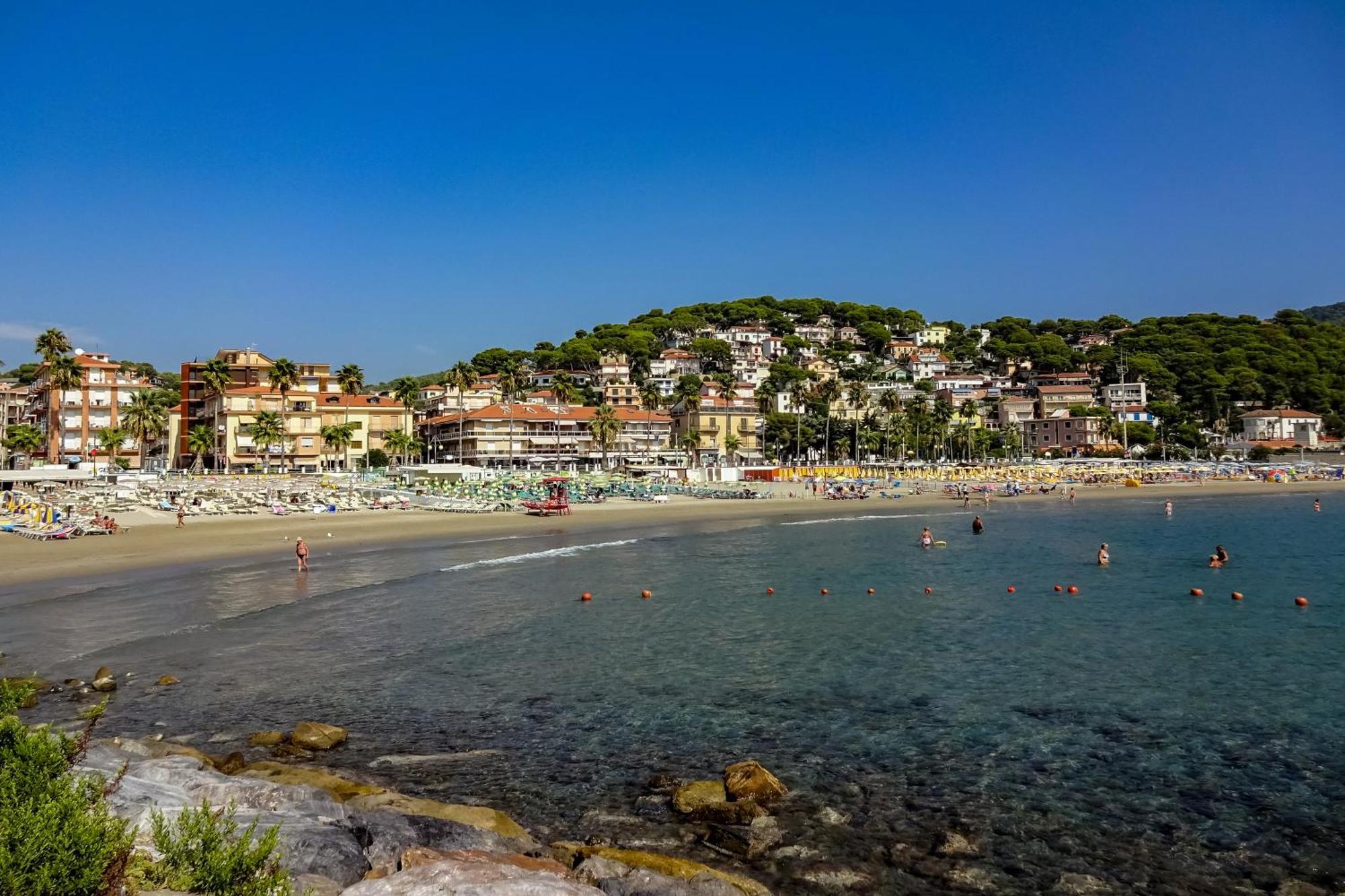 Laigueglia Beach - Happy Rentals Exteriér fotografie